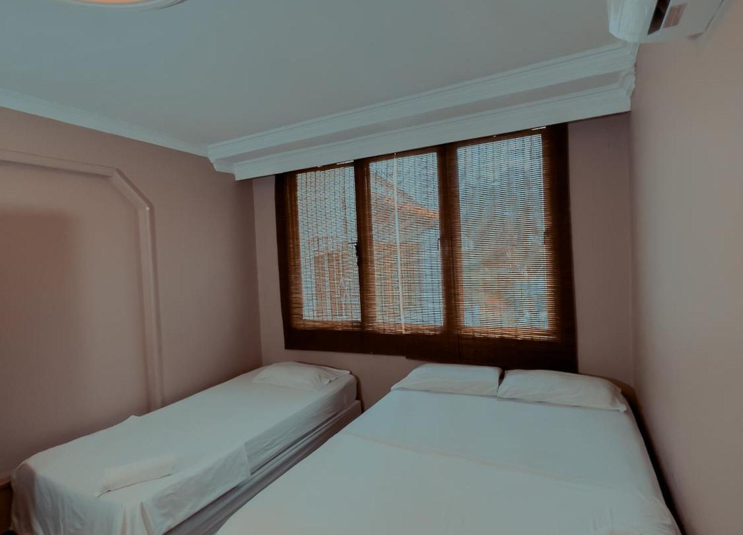 Casa Corozo Bocagrande A La Vuelta De La Playa - Casa De Playa Entera 40 Personas Cartagena