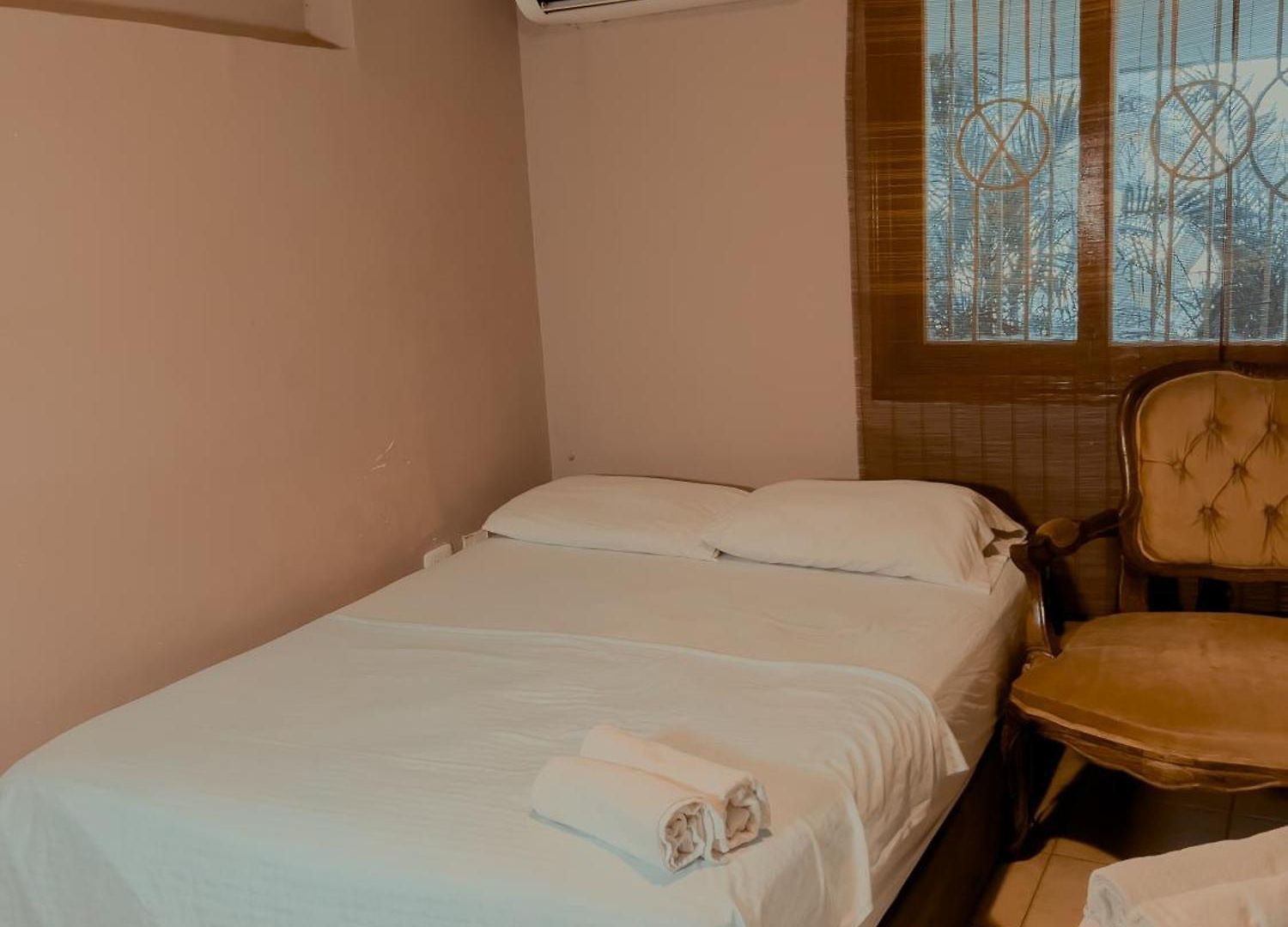 Casa Corozo Bocagrande A La Vuelta De La Playa - Casa De Playa Entera 40 Personas Cartagena