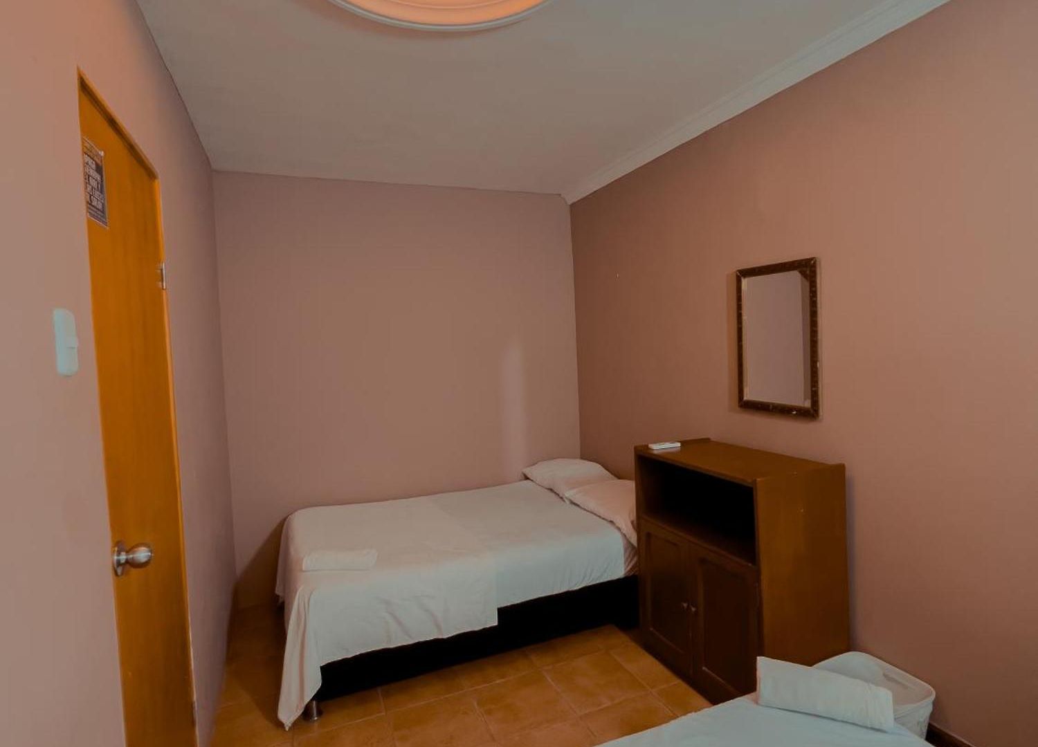 Casa Corozo Bocagrande A La Vuelta De La Playa - Casa De Playa Entera 40 Personas Cartagena