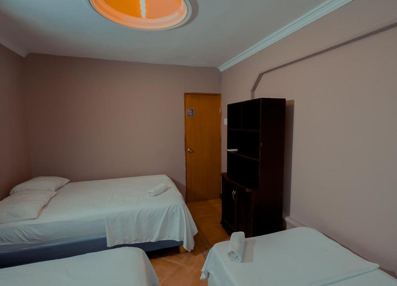 Casa Corozo Bocagrande A La Vuelta De La Playa - Casa De Playa Entera 40 Personas * Cartagena
