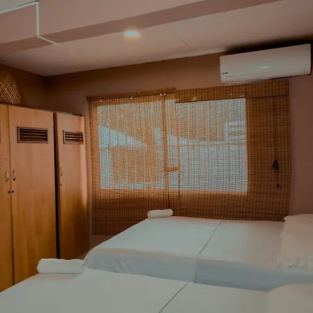 Casa Corozo Bocagrande A La Vuelta De La Playa - Casa De Playa Entera 40 Personas Cartagena