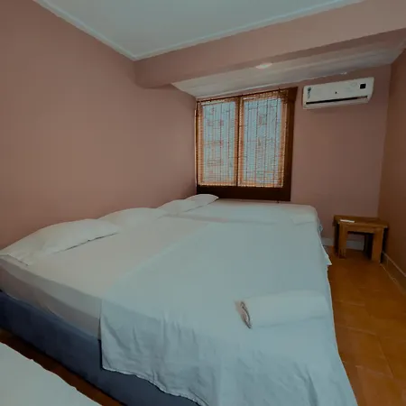 Casa Corozo Bocagrande A La Vuelta De La Playa - Casa De Playa Entera 40 Personas Homestay *