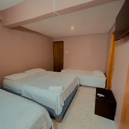 Homestay Casa Corozo Bocagrande A La Vuelta De La Playa - Casa De Playa Entera 40 Personas